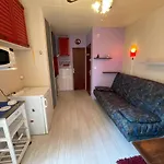 A 200m De La 2 Couchages Ar450-0404
